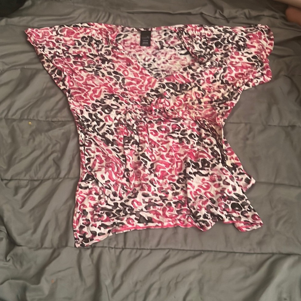 Pink kisses shirt